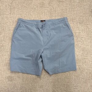Faherty Light Blue Men's Performance Shorts. Size 36.